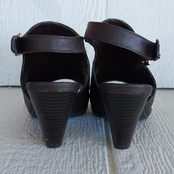 Cato Women's Brown Open-Toe Sandals Size 7.5 - Picture 3 of 8